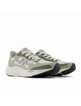 Zapatilla NB W Fresh Foam Arishi TD4 Natural/Verde